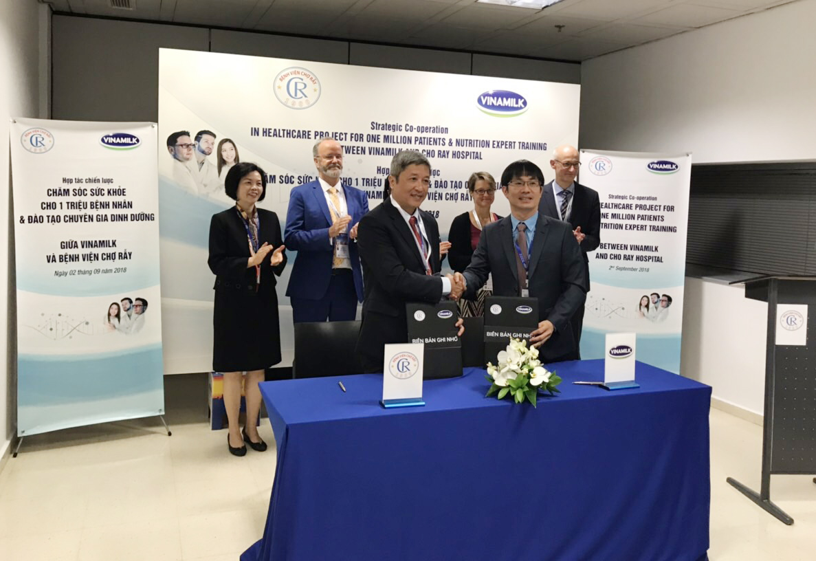 Vinamilk[-]và[-]Bệnh[-]Viện[-]Chợ[-]Rẫy[-]ký[-]kết[-]Hợp[-]tác[-]chiến[-]lược[-]nâng[-]tầm[-]quốc[-]tế